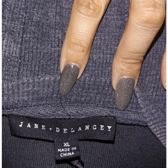 🆕top - Picture 3 of 5